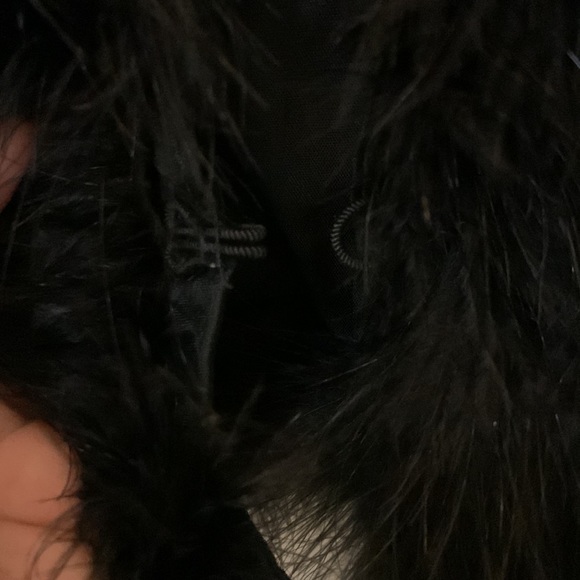 Fun cropped black feather jacket - Picture 4 of 7